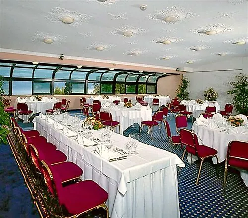 Hotel Regina Olga Lake Como 4*,  Italia