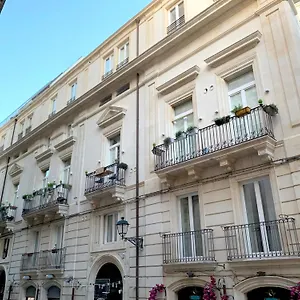 https://appartamenti-di-casa-verbavolant.sicilyhotelsitaly.net